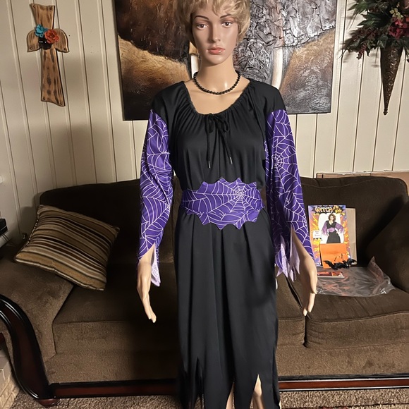 Rubie’s • Witch Of The Webs • Women • One Size • Purple/Black •Halloween Costume - Picture 4 of 15
